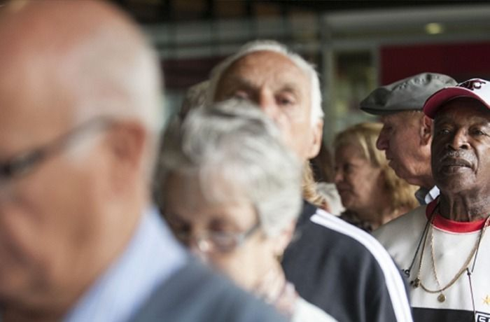 1 milhão de idosos podem ter votado em Bolsonaro induzidos por mentira do INSS