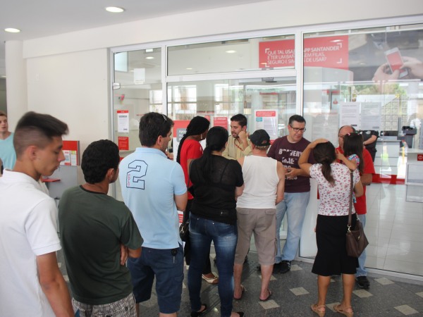 PROTESTO SANTANDER-REFORMA TRABALHISTA