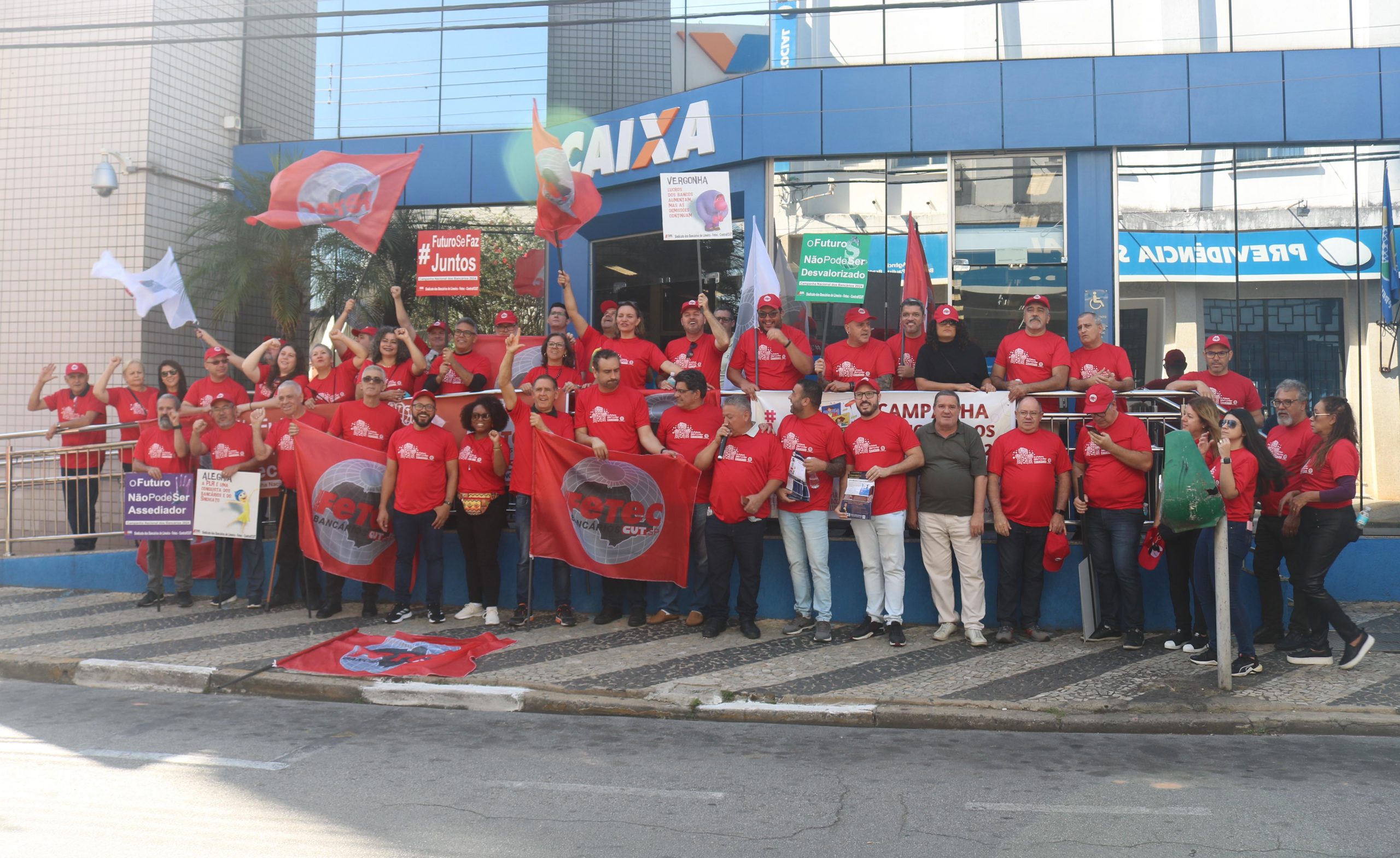 Defesa dos direitos e emprego são destaques na Caravana da FETEC CUT SP em Bragança Paulista