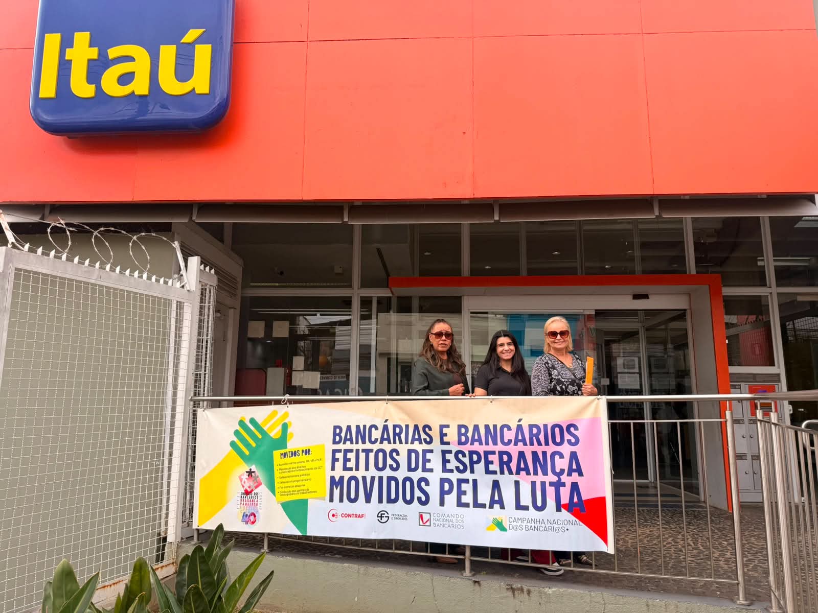 Itaú mantém quadro reduzido, agência fecha e população fica sem atendimento hoje (29)