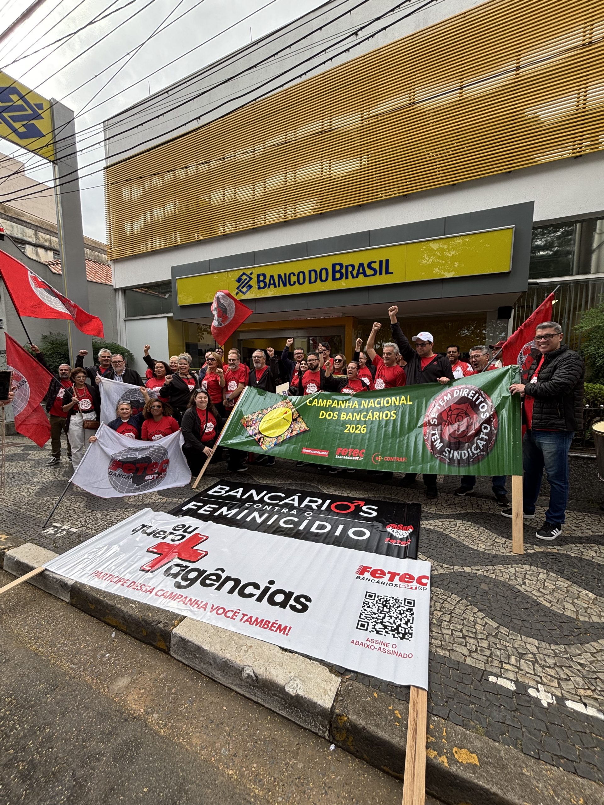 Caravana da FETEC leva samba e defesa de mais agências a Bragança Paulista